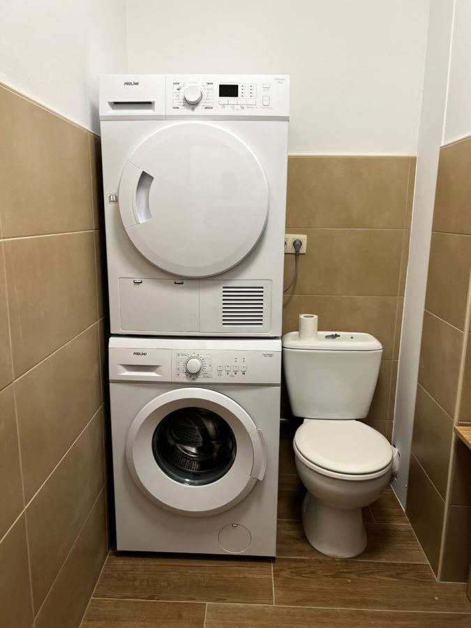 Apartament Tirou 5 Centre - Gare - Aeroport Charleroi Zewnętrze zdjęcie