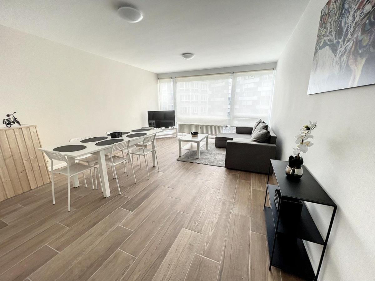 Apartament Tirou 5 Centre - Gare - Aeroport Charleroi Zewnętrze zdjęcie