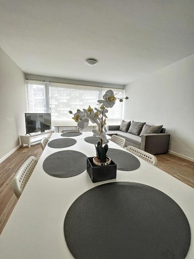 Apartament Tirou 5 Centre - Gare - Aeroport Charleroi Zewnętrze zdjęcie