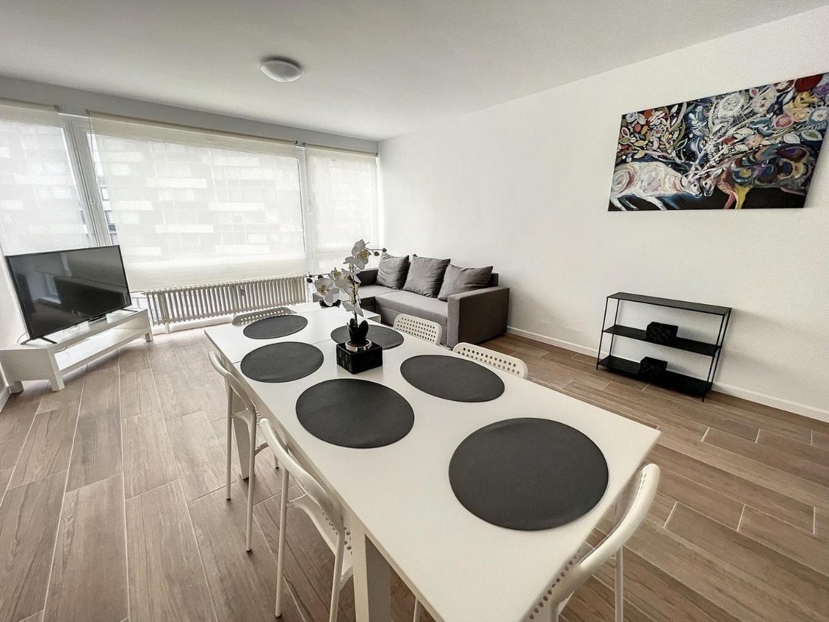 Apartament Tirou 5 Centre - Gare - Aeroport Charleroi Zewnętrze zdjęcie