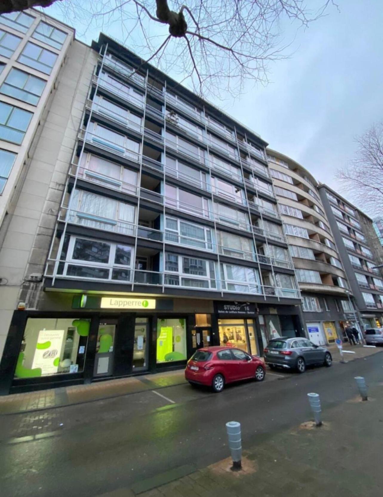 Apartament Tirou 5 Centre - Gare - Aeroport Charleroi Zewnętrze zdjęcie